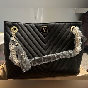 NWT Victoria’s Secret Purse and wristlet/wallet